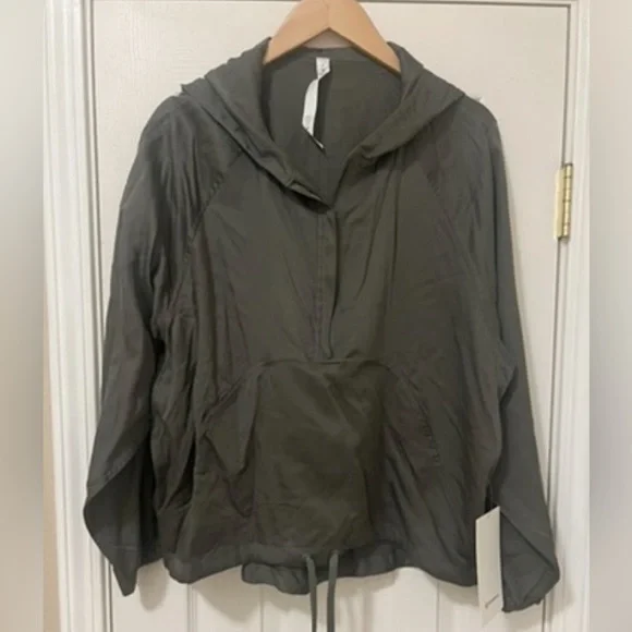 NWT Lululemon City Stroll Hoodie Grey Sage Size 8 - Picture 1 of 11